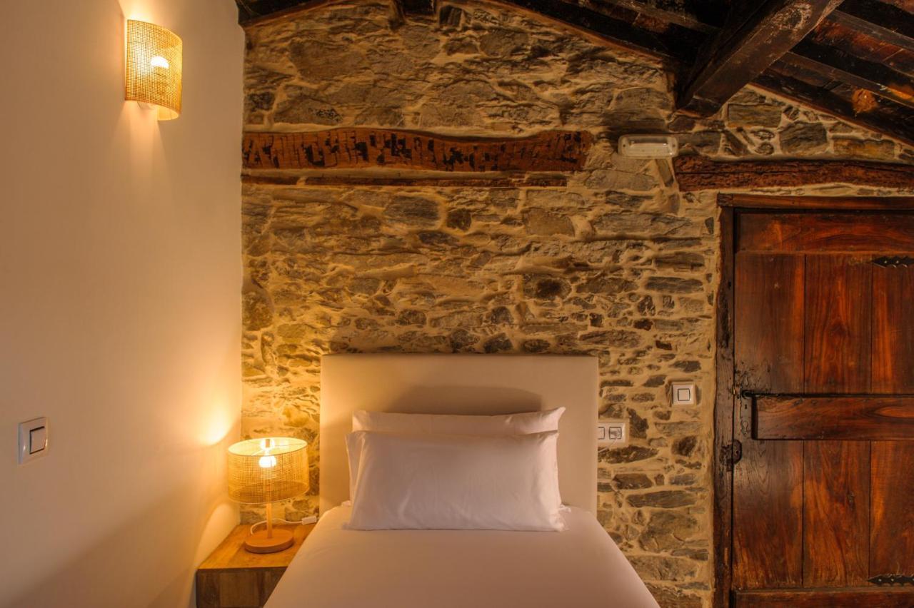 Casa Grande Do Soxal Guest House Cesuras Luaran gambar